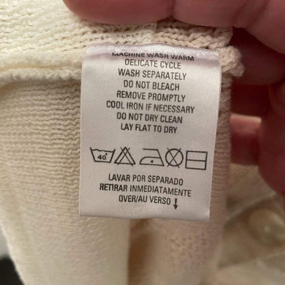 Liz wear beige/light tan button up vest Size Medium - Picture 8 of 9